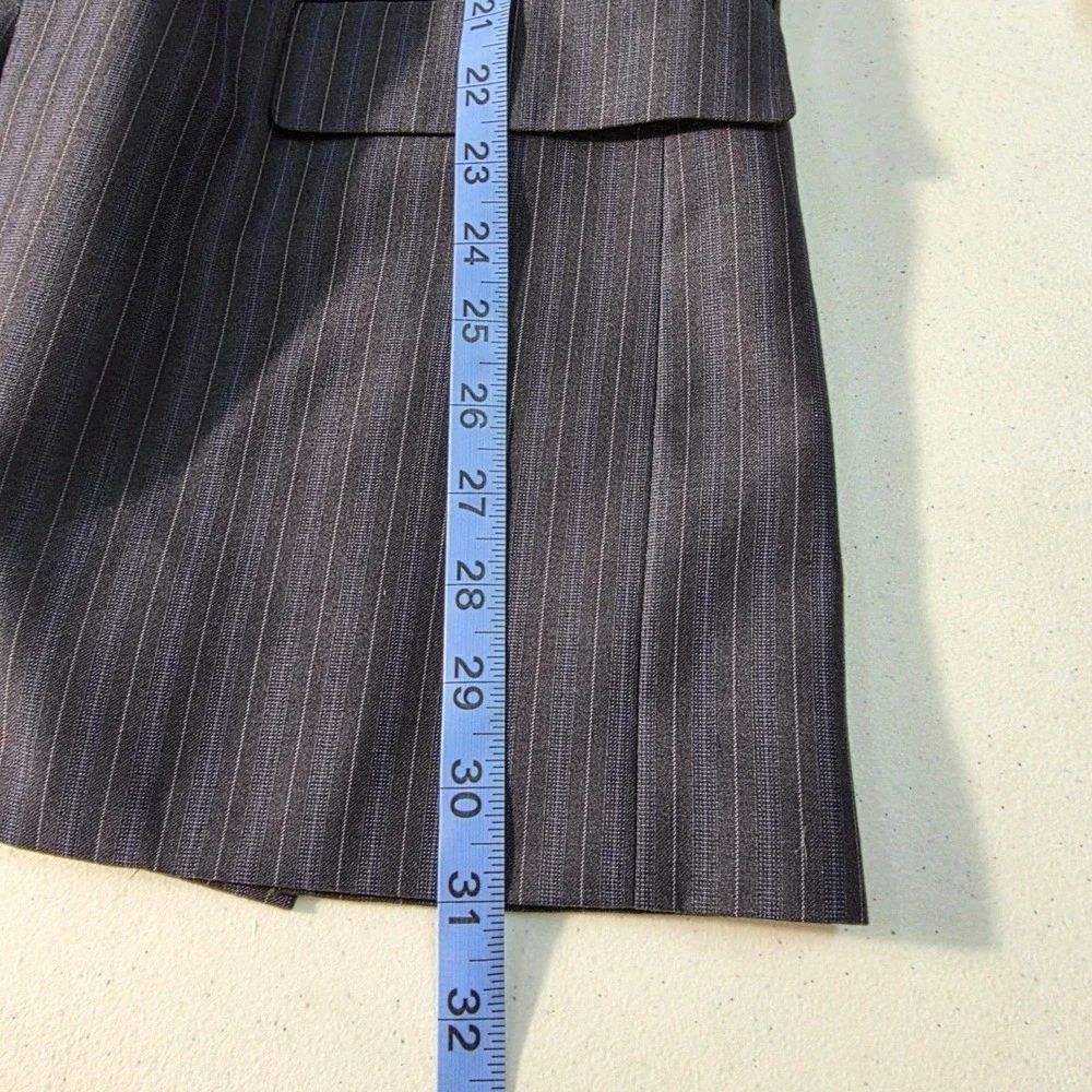 Mens Charcoal Grey Pinstripe Two Button Blazer Jacket Designed in Italy Size 40R